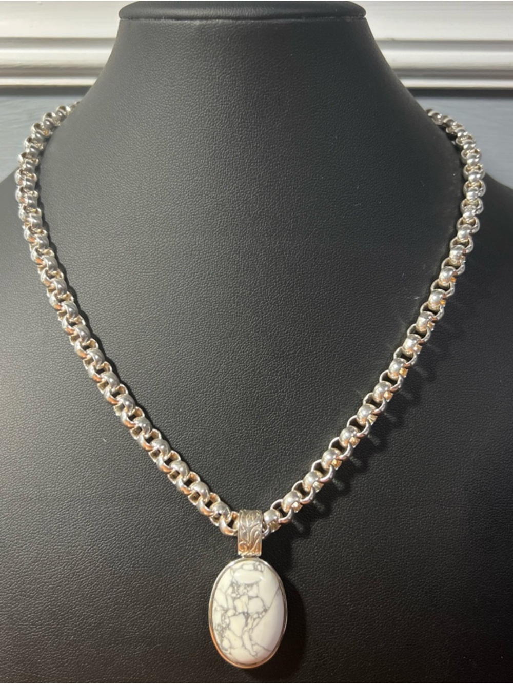Sterling Silver 18” Solid Belcher Rolo 6.45mm Necklace White Buffalo Pendant 70g